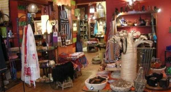 Oum El Dounia:  French Inspired Souvenir Browsing