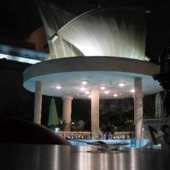 Pool Bar: Waterfront Lounging