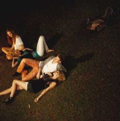 Bershka Mohandeseen: Neons and Stone Wash