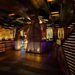 Tamarai Restaurant & Lounge: A Splash of City Elegance