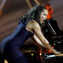 Alicia Keys: The Element of Freedom