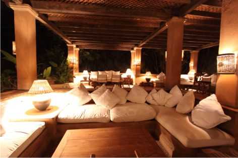 Breeze: Poolside Lounge in Katameya