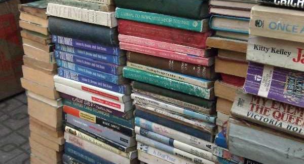 Sour El Azbakia: Hidden Book Market in Cairo