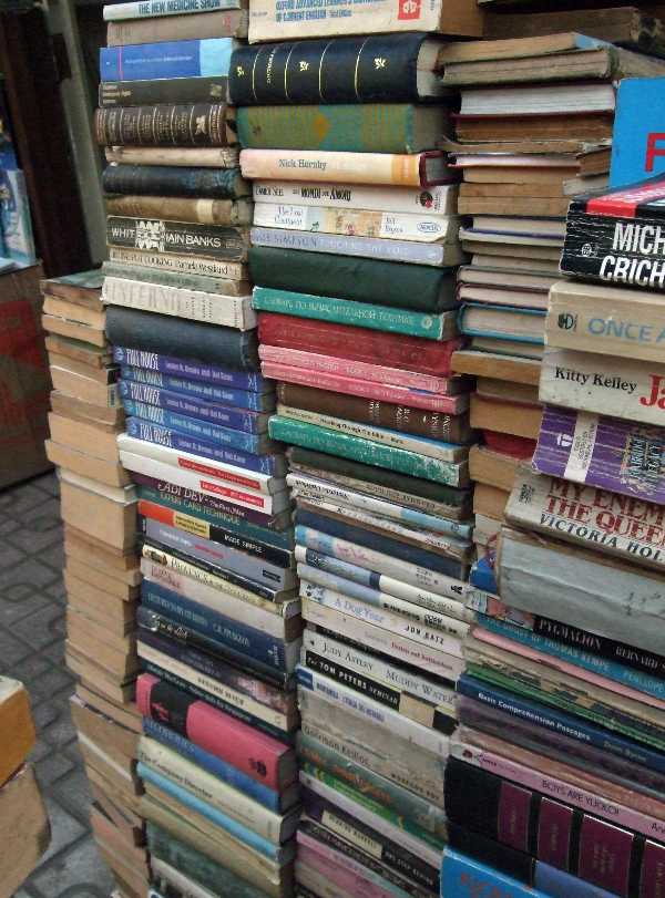 Sour El Azbakia: Hidden Book Market in Cairo – Cairo 360 Guide to Cairo ...