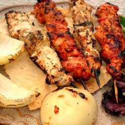 Raoucha: Lebanese Cuisine in Mohandiseen