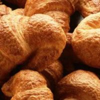 Monginis: Dried Up Pastry Shop in Zamalek