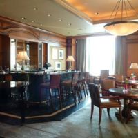 The Bar: Expensive Drinks at the Four Seasons Nile Plaza