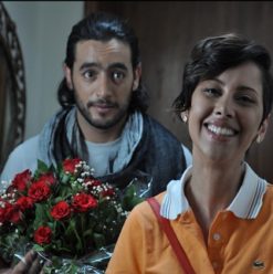 واحد صحيح: العزف على المشاعر