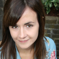 Annabel Pitcher: My Sister Lives on the Mantelpiece