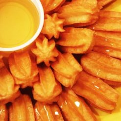 التيسير: حلويات شرقية وآيس كريم في رمسيس