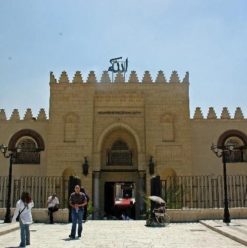 جامع عمرو بن العاص: جامع وجامعة وسلام