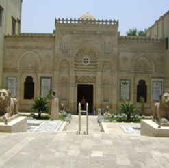 المتحف القبطى: جولة روحانية وطاقة من زمن قديم تملأ المكان