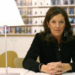 Victoria Hislop: The Thread