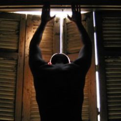 سكتة قلبية للروح: ديوان أول بمشاريع كثير