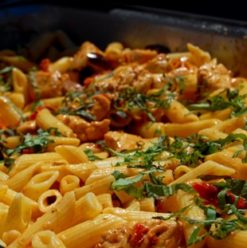 مكرونة رضا: أكلات شعبية سريعة في وسط البلد