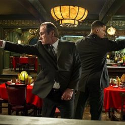 Men In Black 3: الناس اللي تحت!