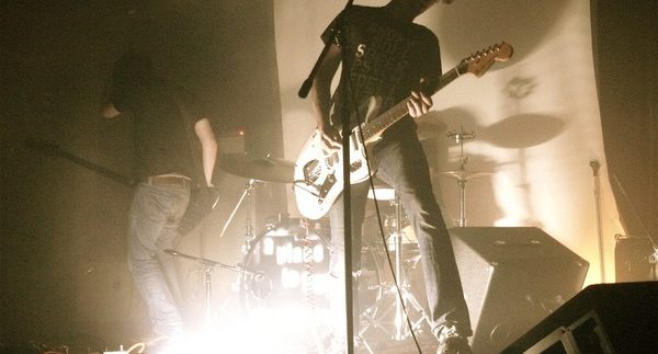 A Place To Bury Strangers: Worship