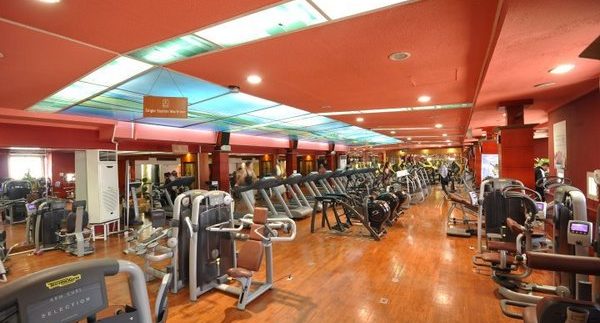 Pro Center: Sleek, Well-Equipped Gym in Nasr City