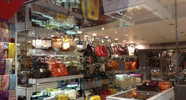 handbag heaven mulberry street