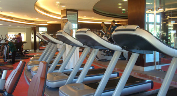 Gold’s Gym Elite: Pricey Fitness Haven in Katameya Heights