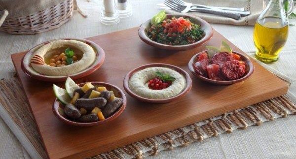 Al Mokhtar: Solid Lebanese Food In Mohandiseen