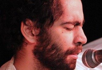 شعر وغناء مع أحمد حداد في ساقية الصاوي