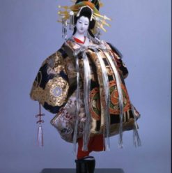معرض “عالم العرائس اليابانية” بساقية الصاوي