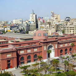 Record Breaking Number of Tourists Visit the Egyptian Museum