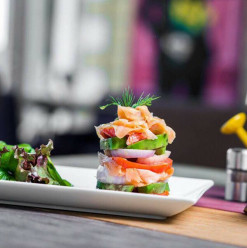 Avitchii: Excellent Service at Sheikh Zayed Restaurant