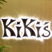Kiki’s Restaurant & Pool Bar
