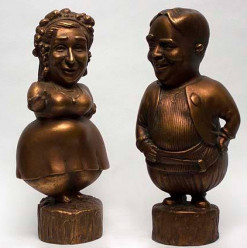 Mai Abdullah Reminds Us That ‘Old Is Gold’ with Her Project, Teatro ‎