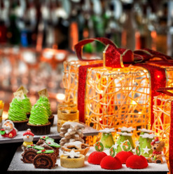 Homemade Christmas Goodies, Handmade Gifts, & More: The Christmas Market at Four Seasons Hotel Cairo at Nile Plaza Is Where You Need to Be!