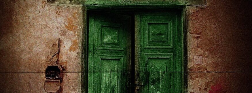 الباب الأخضر: خمس حالات حسينا بيها وإحنا بنتفرج على الفيلم