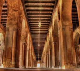 دليلك لـ 5 من أشهر المساجد التاريخية في القاهرة