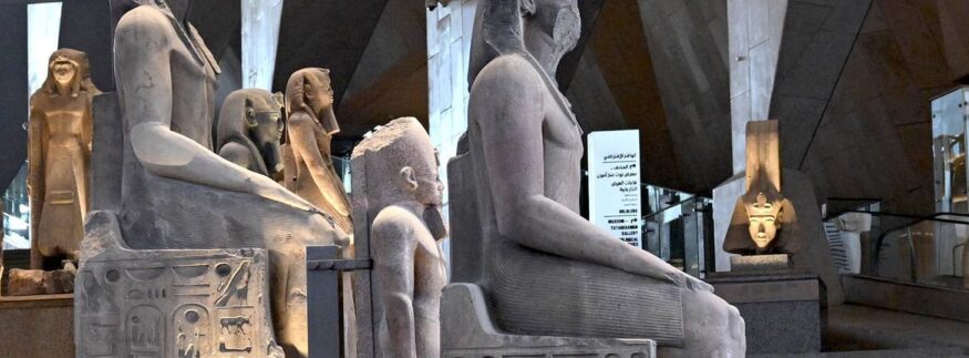 أكثر من 50 ألف قطعة أثرية.. مصر بتسابق الزمن لافتتاح متحفها الكبير