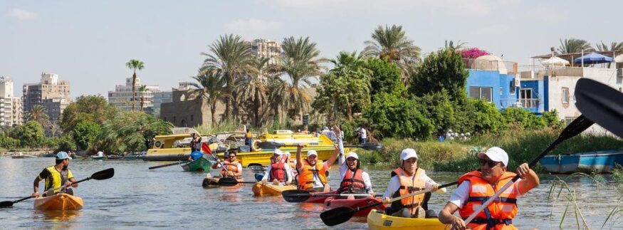 Blu Relay Race: Kayaking Towards a Sustainable Future