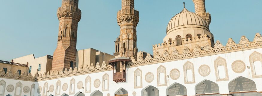 في عيدها الـ1055.. حكاية شعار مدينة القاهرة التاريخي.. الأزهر