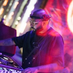 Weekend Guide: Mohamed Mounir, Eshtery Menny & Disco Misr, Cairokee, Golfos, Kloud Experience, Phoenix, & More