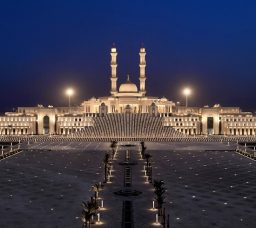 مسجد مصر بالعاصمة الإدارية: تحفة العمارة الإسلامية الحديثة وثالث أكبر مساجد العالم