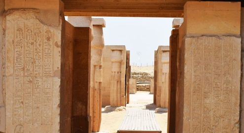 سقارة في الجيزة.. دليلك لزيارة أهم الآثار والمعالم في أقدم جبانة ملكية (صور)