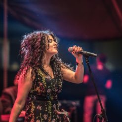 Weekend Guide: Ali El Haggar, Dina El Wadidi, Aziz Maraka, Muslim, Cairo Flea Market, Youth Summit & More