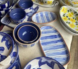 Decorative Plates: 6 Recommendations for a More Vibrant Home & Kitchen