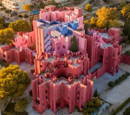 La Muralla Roja: The Architecture That Inspired Squid Game