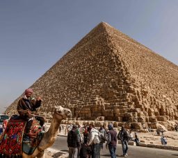 The Pyramids Horsemen: Naguib Sawiris Speaks Out Igniting Discussion Over Egypt's Most Iconic Landmark