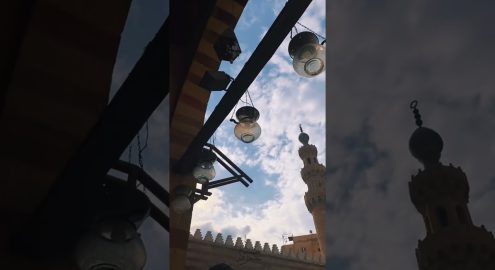 الجامع الأزرق في الدرب الأحمر.. حكاية مسجد آق سنقر المدهشة في قلب القاهرة التاريخية