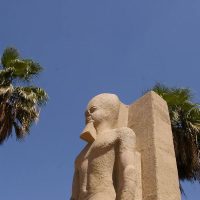 جولة في ميت رهينة: حكايات قدماء المصريين في متحف مفتوح تحت سماء الجيزة