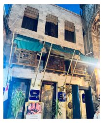 مقهى نجيب محفوظ.. حكاية أصيلة  بروح مصرية في خان الخليلي