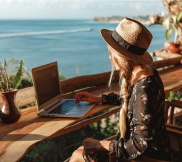 A Day in the Life of a Digital Nomad in Cairo: Cafés, Co-Working & Chaos