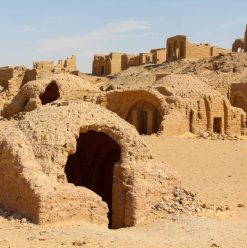 واحة مليانة آثار وكنوز.. اكتشف ليه 