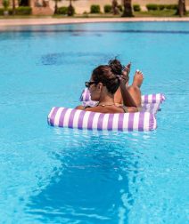 The Ultimate Guide to Beach Accessories in Egypt: What to Pack & Where to Shop